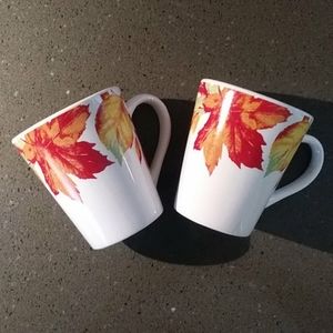 🛍  🆕️ 3/$25 Pretty Autumn Mugs